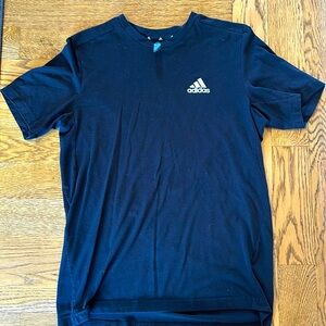 Adidas medium black tshirt, teen, athletic